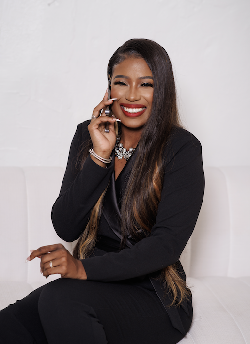Ashley, founder of Modish Marketing Studio